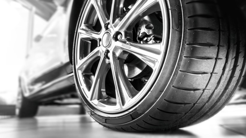 車輪コーナリング疲労試験システム​